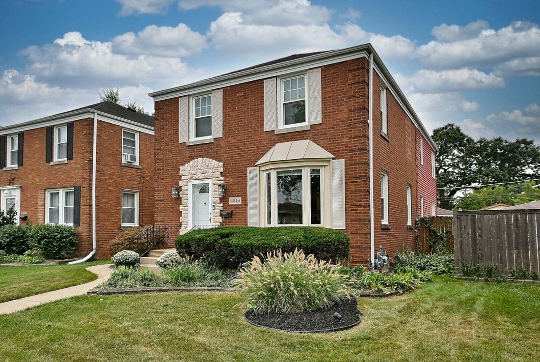 House in Elmwood Park, Illinois, United States 3 - 18903437