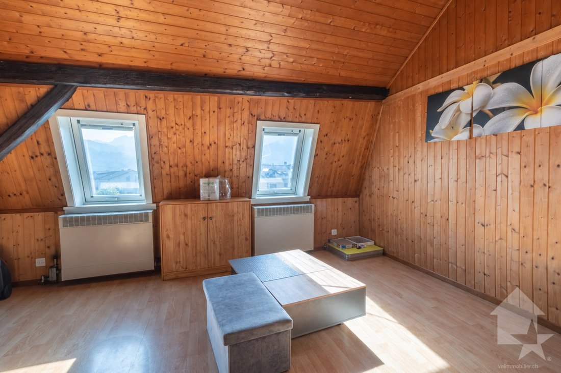 Collombey-Muraz, Valais/Wallis, Switzerland 2 - 18903131