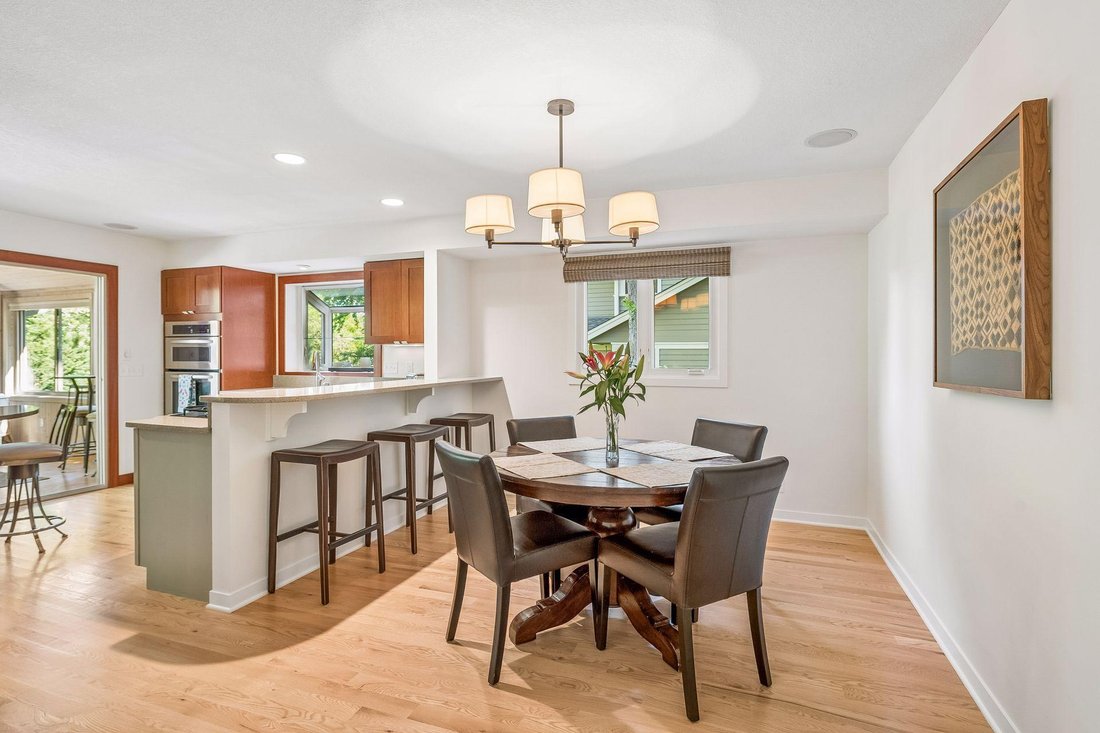 House in Edina, Minnesota, United States 4 - 18903199