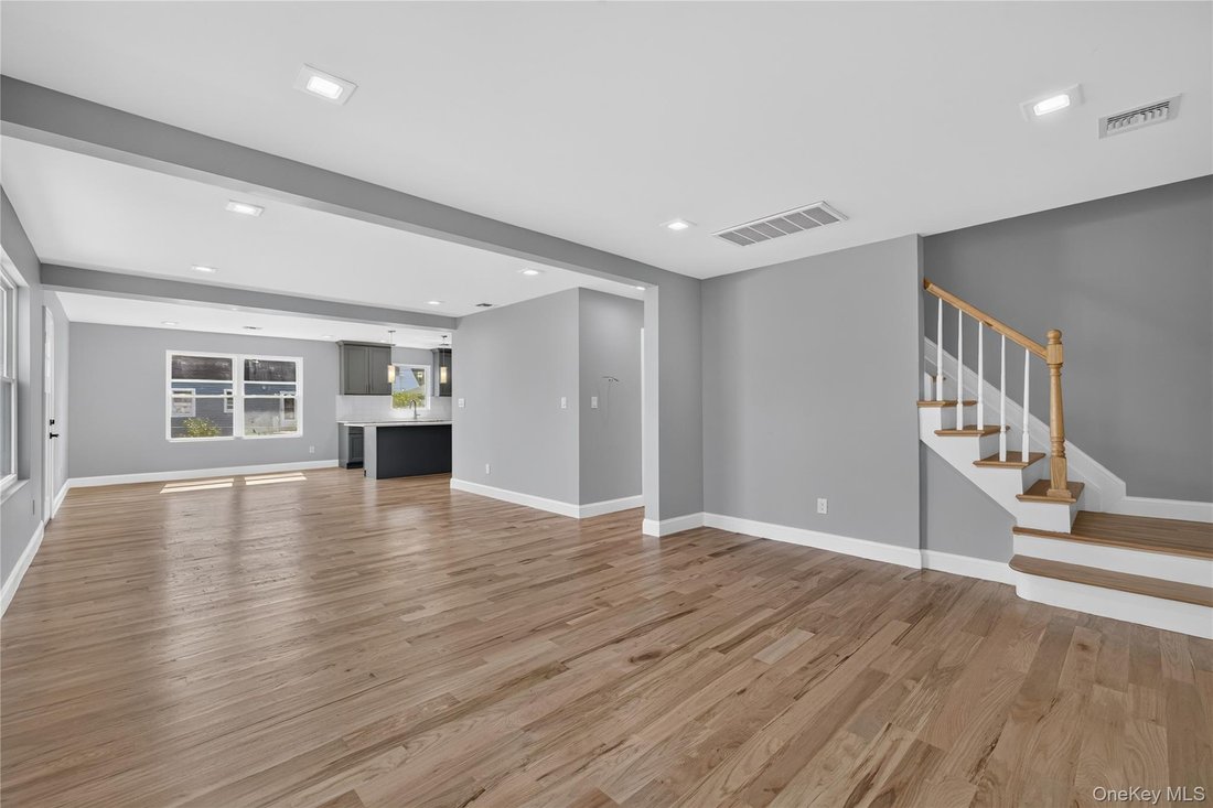 House in Valley Stream, New York, United States 2 - 18902887