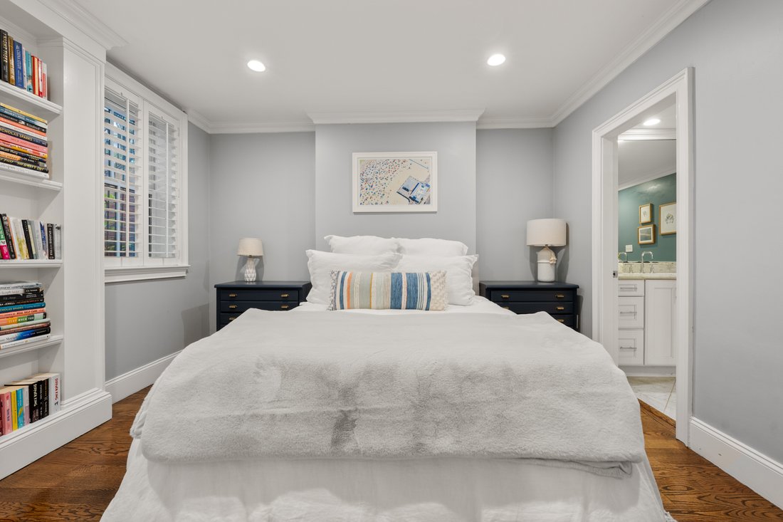 Condo in Boston, Massachusetts, United States 5 - 18903697