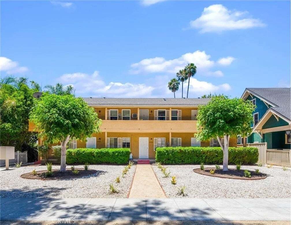 Riverside, California, United States 5 - 18631890