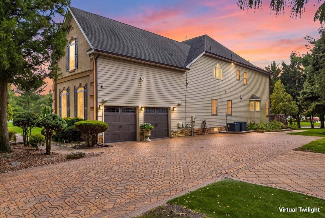 House in Monroe Township, New Jersey, United States 4 - 18903274