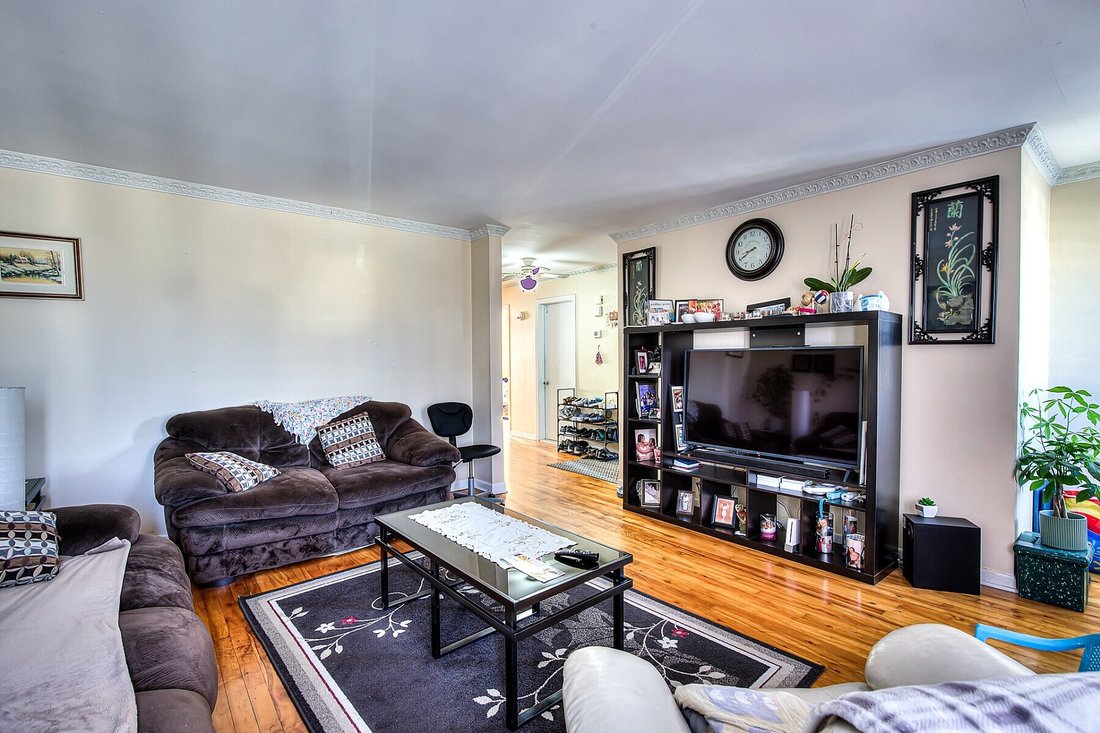 House in Montreal, Quebec, Canada 3 - 18903704