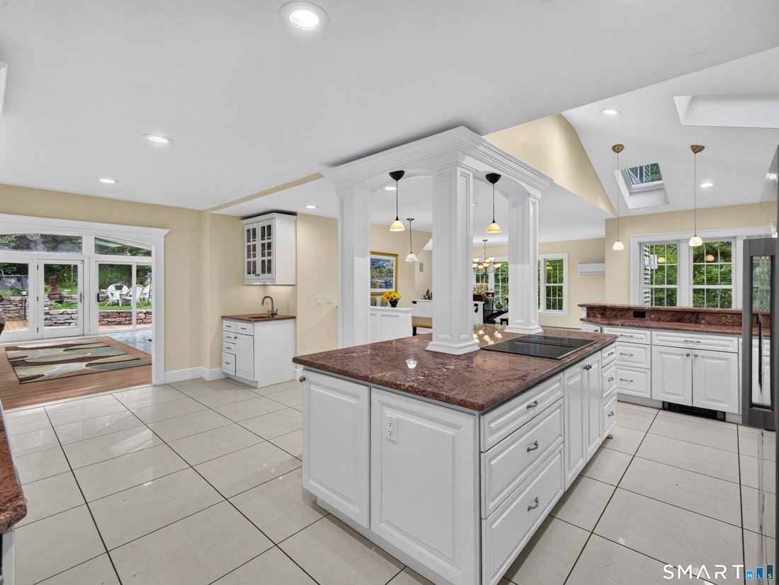 House in Groton, Connecticut, United States 4 - 18903509