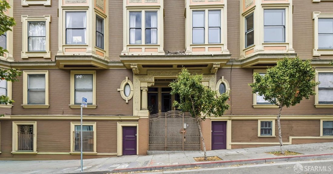San Francisco, California, United States 3 - 18902766