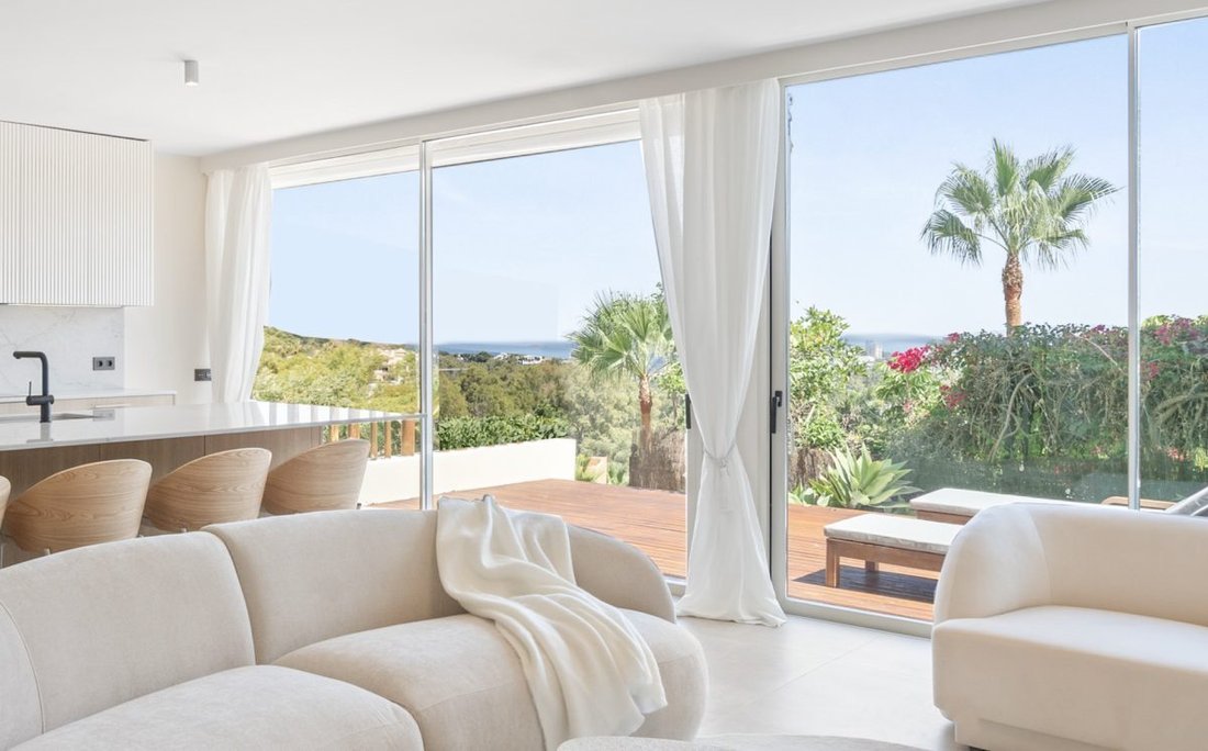 Apartment in Puerto Banus, Marbella, Spain 4 - 18903140