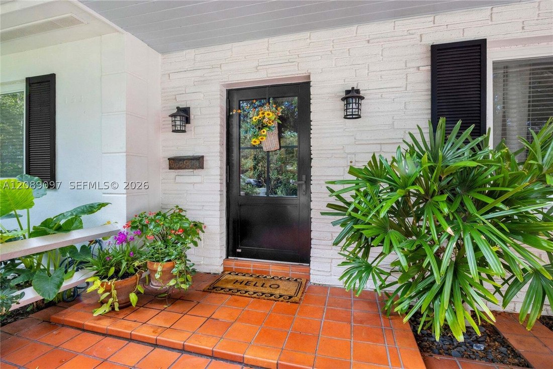 House in Coral Gables, Florida, United States 2 - 18902952