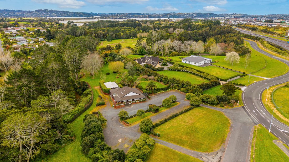 Auckland, Auckland, New Zealand 2 - 18903686