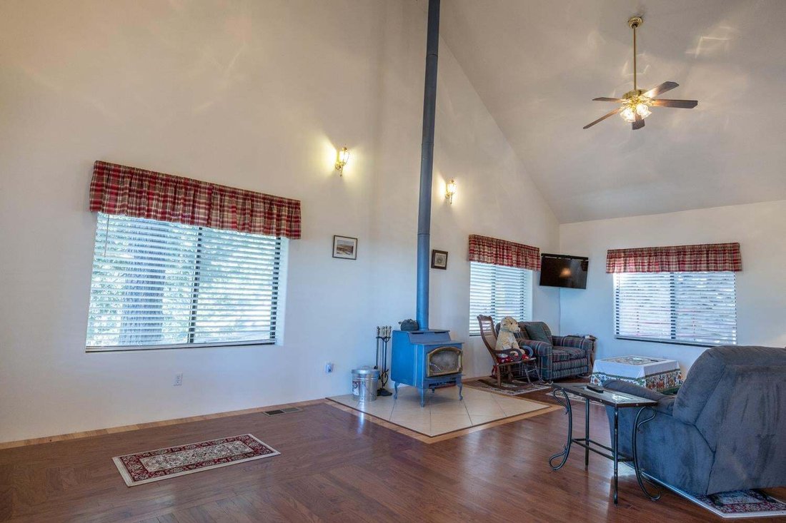 House in Wawona, California, United States 3 - 18902910