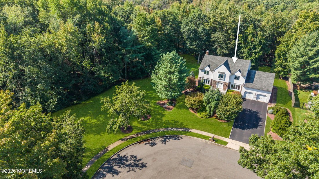 House in Manalapan Township, New Jersey, United States 3 - 18903176