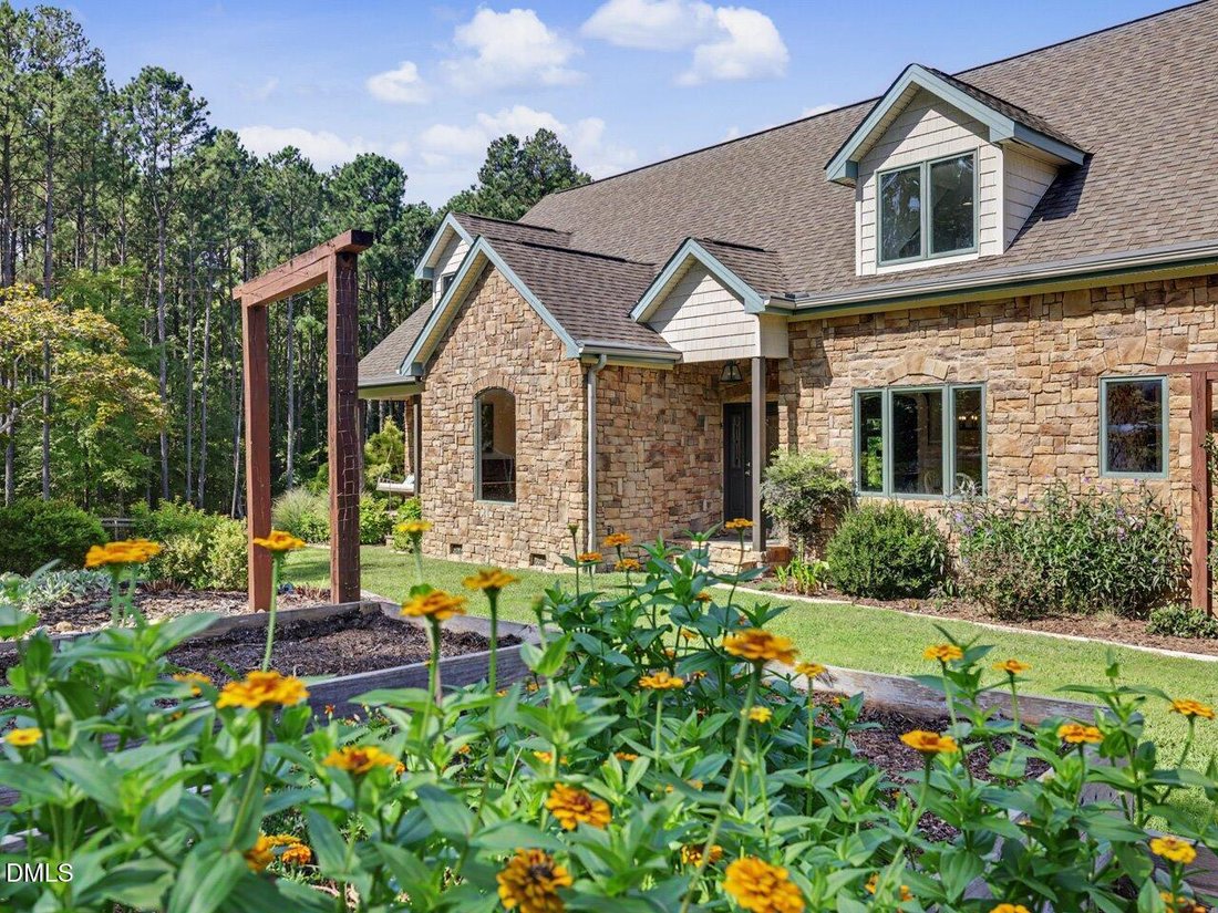 House in Apex, North Carolina, United States 2 - 18902967
