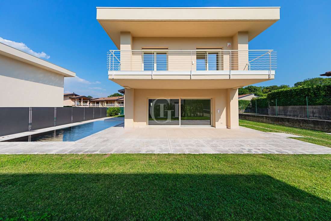 Villa à Manerba del Garda, Lombardie, Italie 3 - 18903757