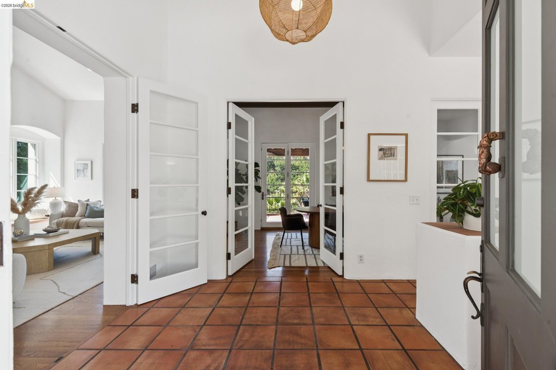 House in Alameda, California, United States 5 - 18903279