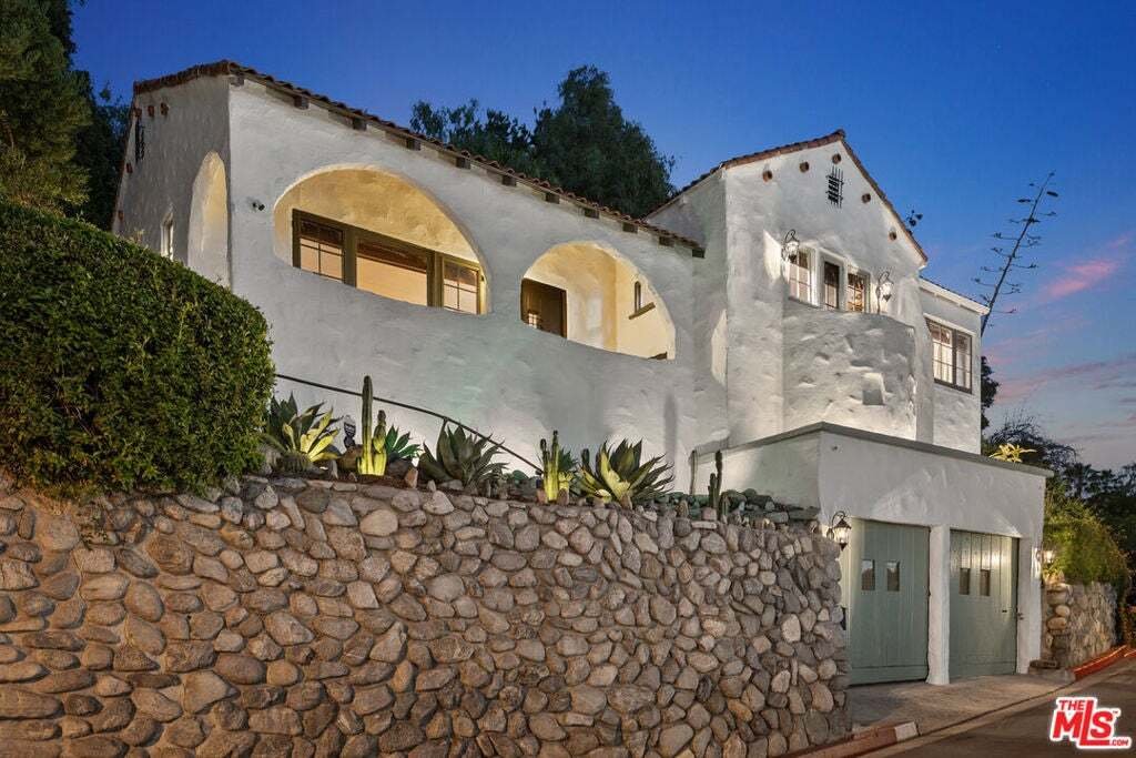 House in Glendale, California, United States 1 - 18902794