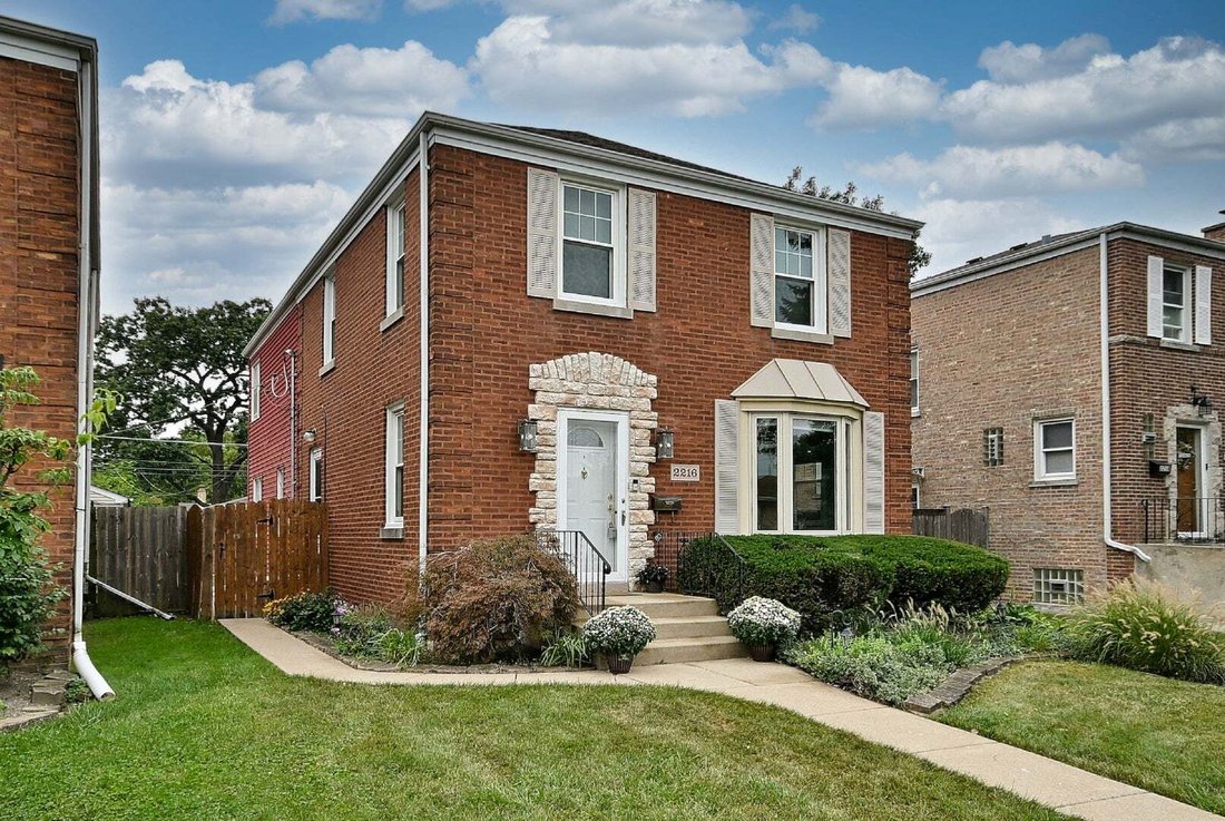 House in Elmwood Park, Illinois, United States 4 - 18903437