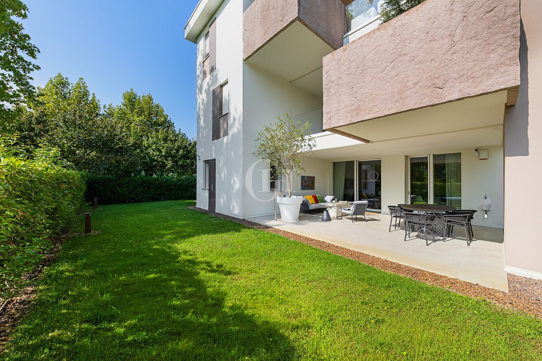 Apartment in Rivoltella, Desenzano del Garda, Lombardy 4 - 18790234