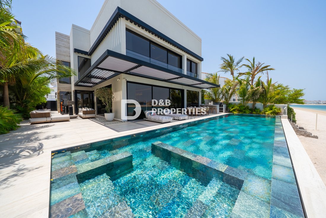 Villa in Palm Jumeirah, Dubai, United Arab Emirates 1 - 18902789