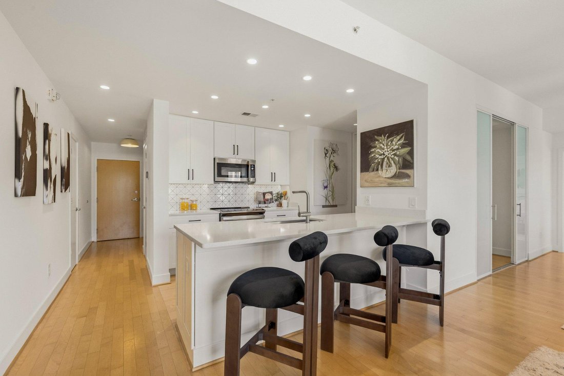 Condo in Washington, District of Columbia, United States 4 - 18903713