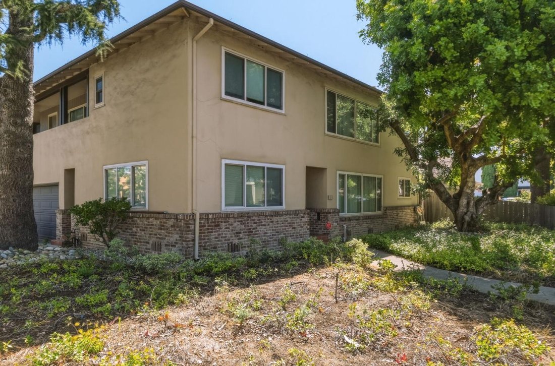Emerald Hills, California, United States 3 - 18903285