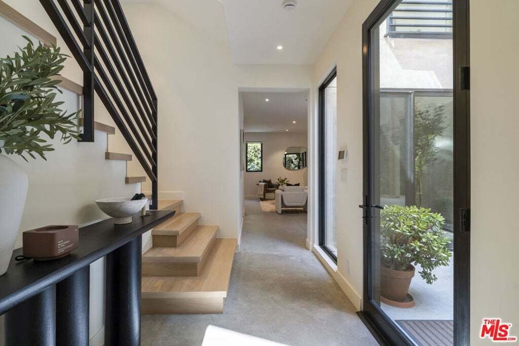 House in Los Angeles, California, United States 2 - 18902788