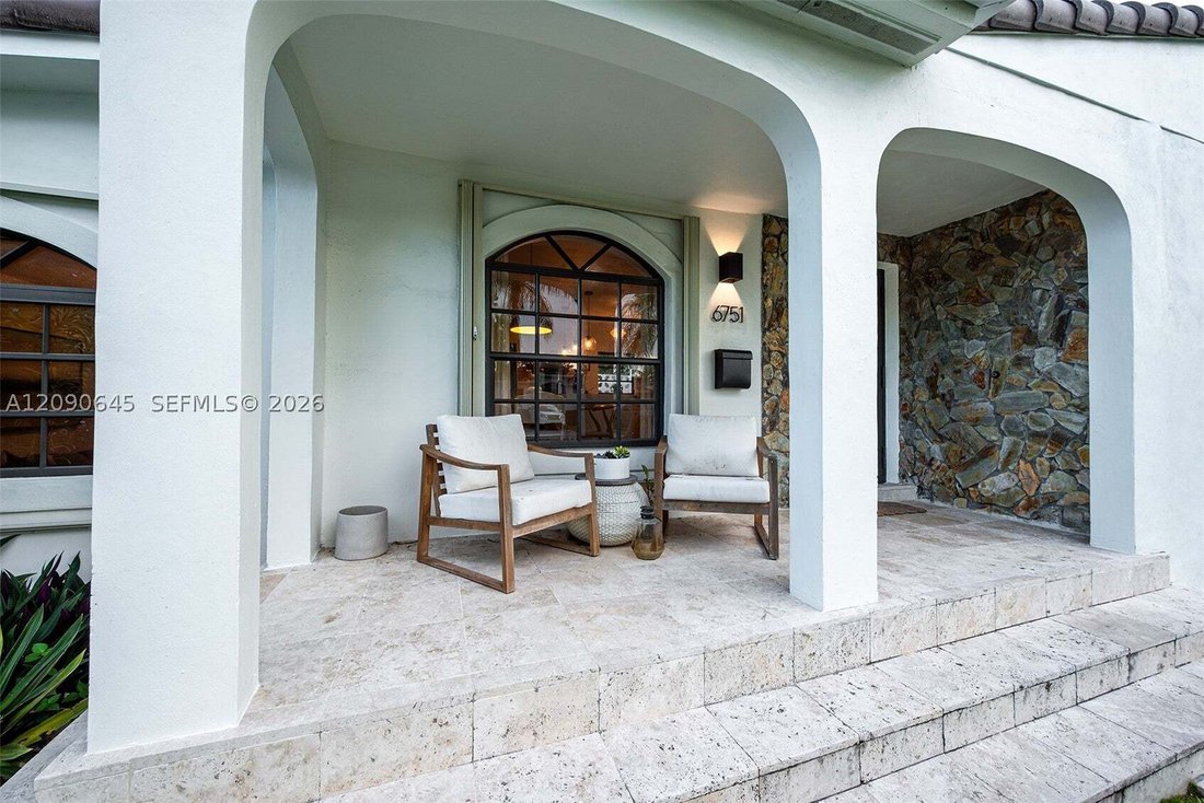 House in Miami, Florida, United States 3 - 18902954