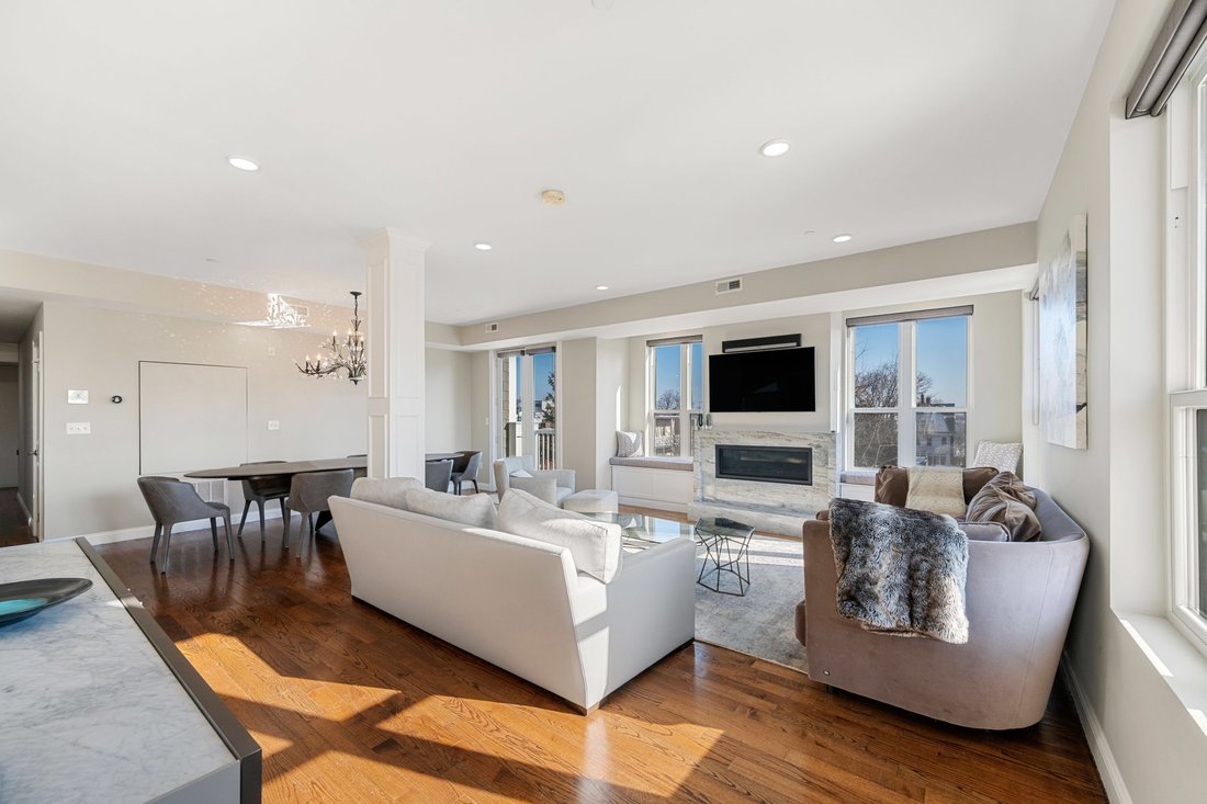 Condo in Boston, Massachusetts, United States 4 - 18903718