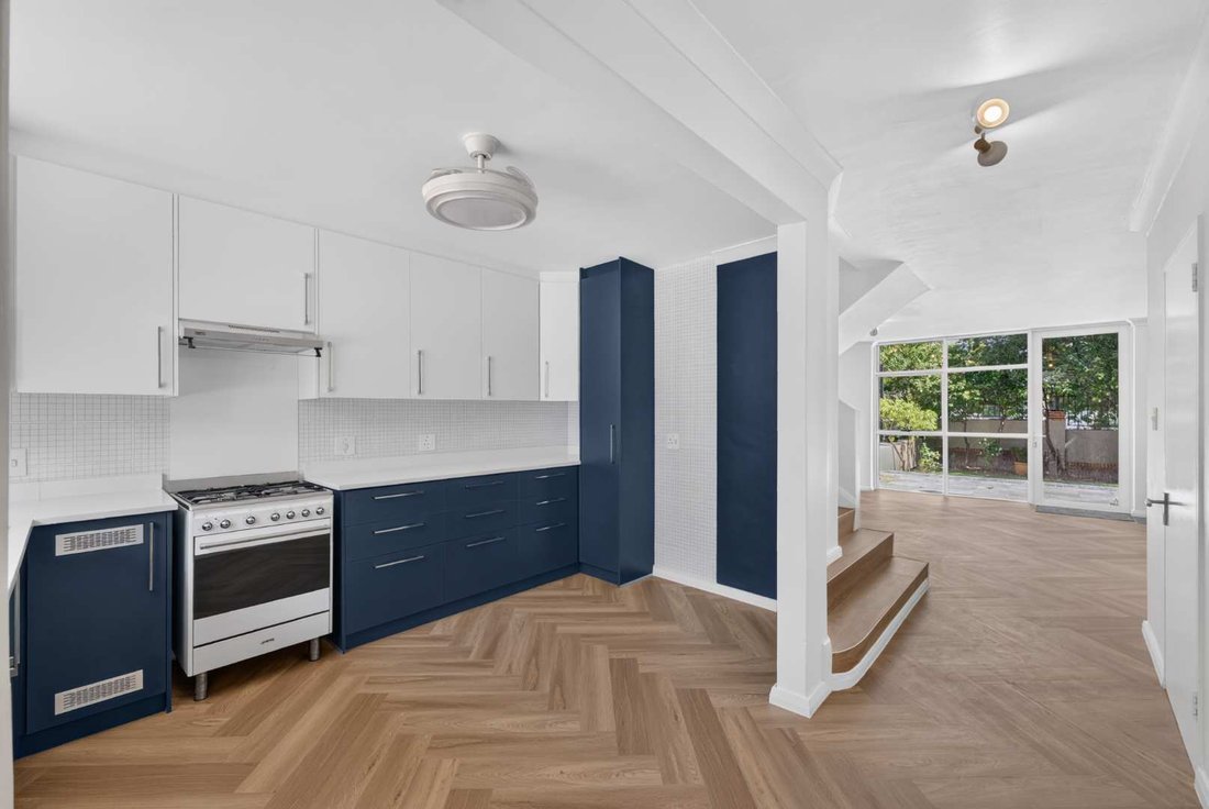 Townhouse in City Centre, City Bowl, Cape Town 3 - 18903738