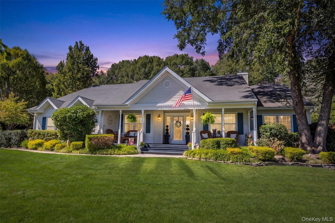 House in Setauket- East Setauket, New York, United States 2 - 18902891