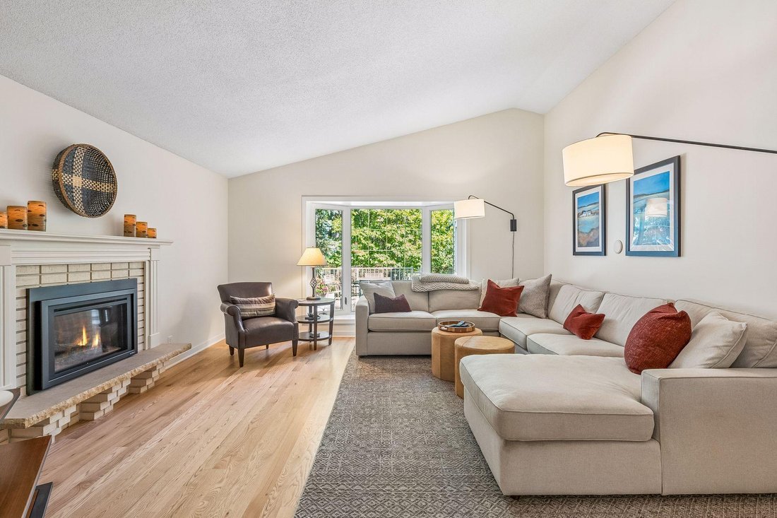 House in Edina, Minnesota, United States 3 - 18903199