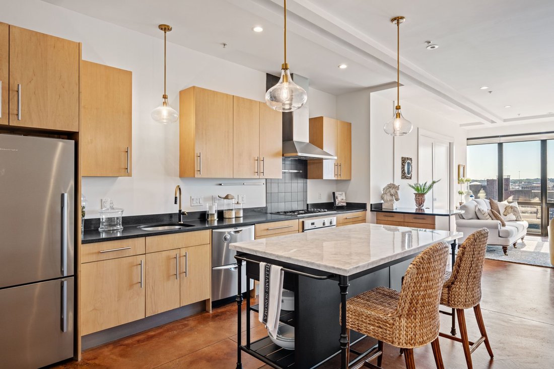 Condo in Boston, Massachusetts, United States 3 - 18903736