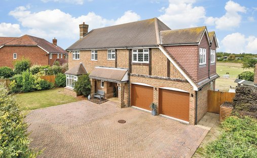 House in Broadstairs, Broadstairs and St Peter's, England 1