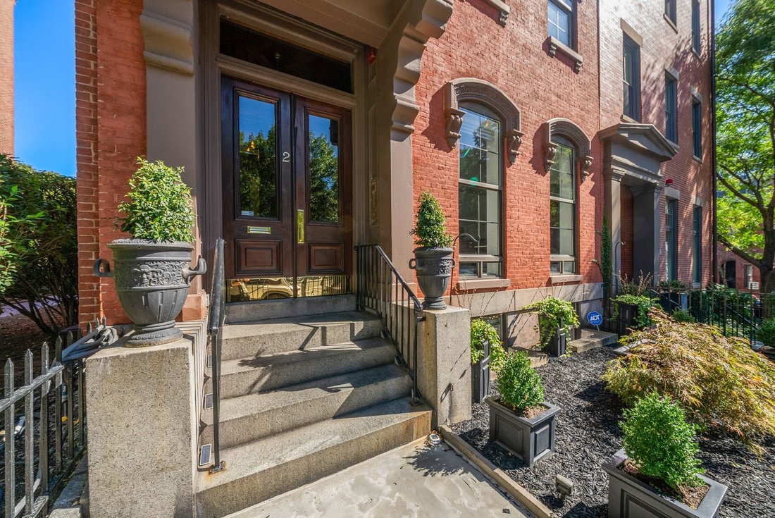 Condo in Boston, Massachusetts, United States 2 - 18903690