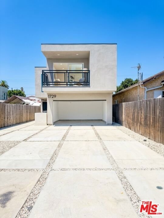 Los Angeles, California, United States 1 - 18902792