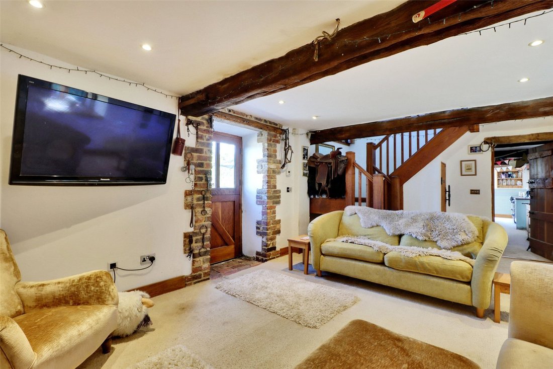 Wrotham, England 4 - 18903086