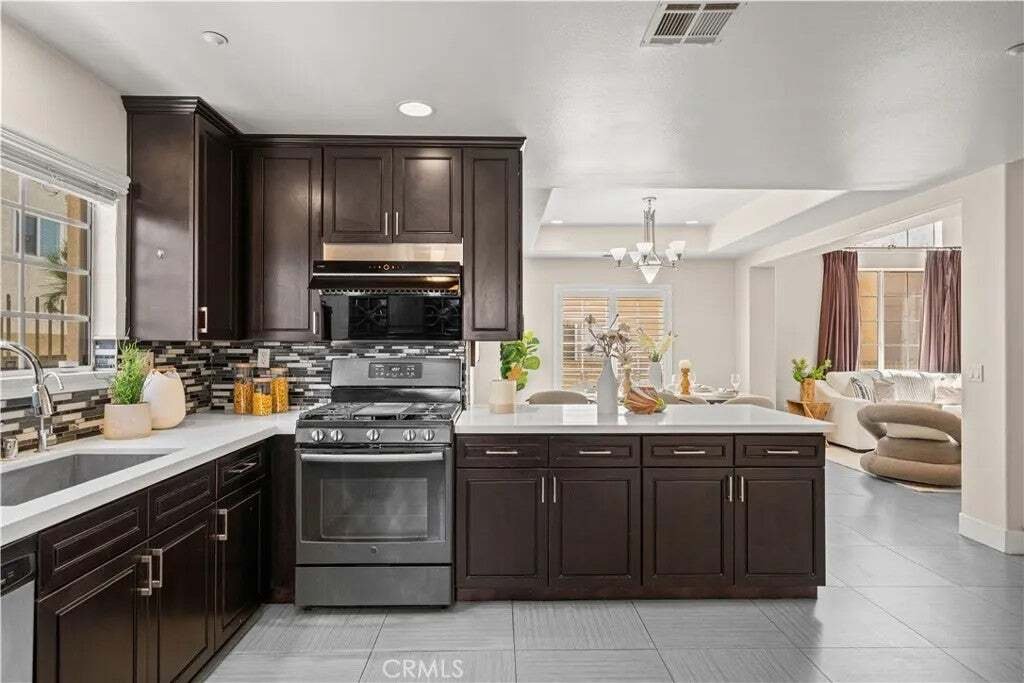 Condo in Monterey Park, California, United States 2 - 18902994