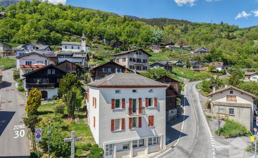 Conthey, Valais/Wallis, Switzerland 1