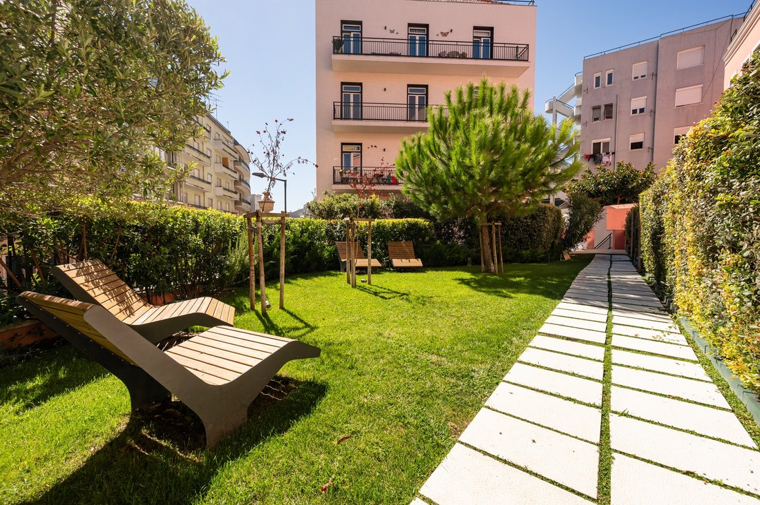 Apartment in Campolide, Lisbon, Portugal 1 - 18902803
