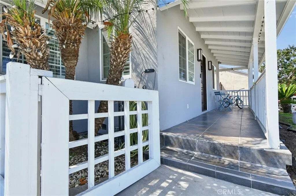 House in Gardena, California, United States 2 - 18903015