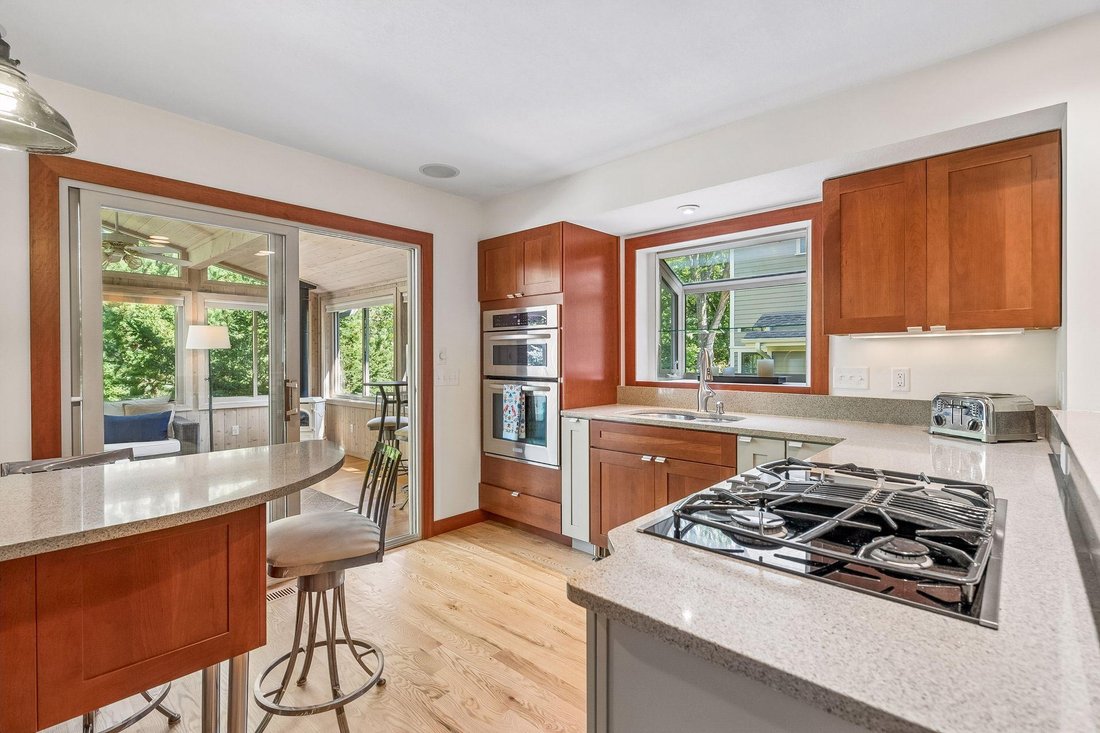House in Edina, Minnesota, United States 5 - 18903199
