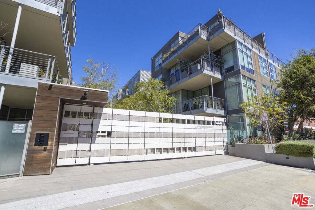 Condo in Marina del Rey, California, United States 2 - 18832371