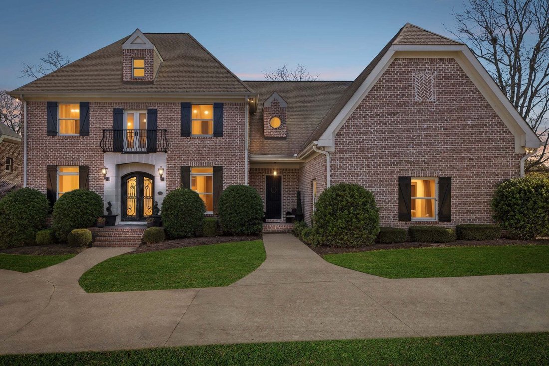 Co Op in Forest Hills, Tennessee, United States 1 - 18903390