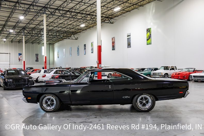 Coupe in Plainfield, United States 4 - 18903184