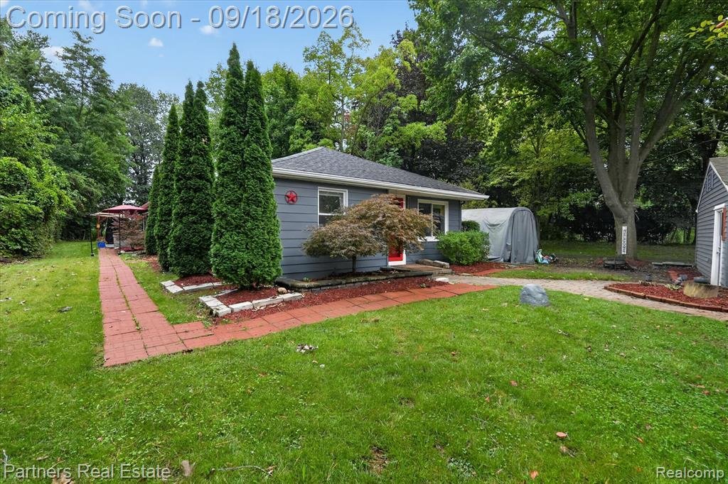 House in Township of Hamburg, Michigan, United States 2 - 18903596