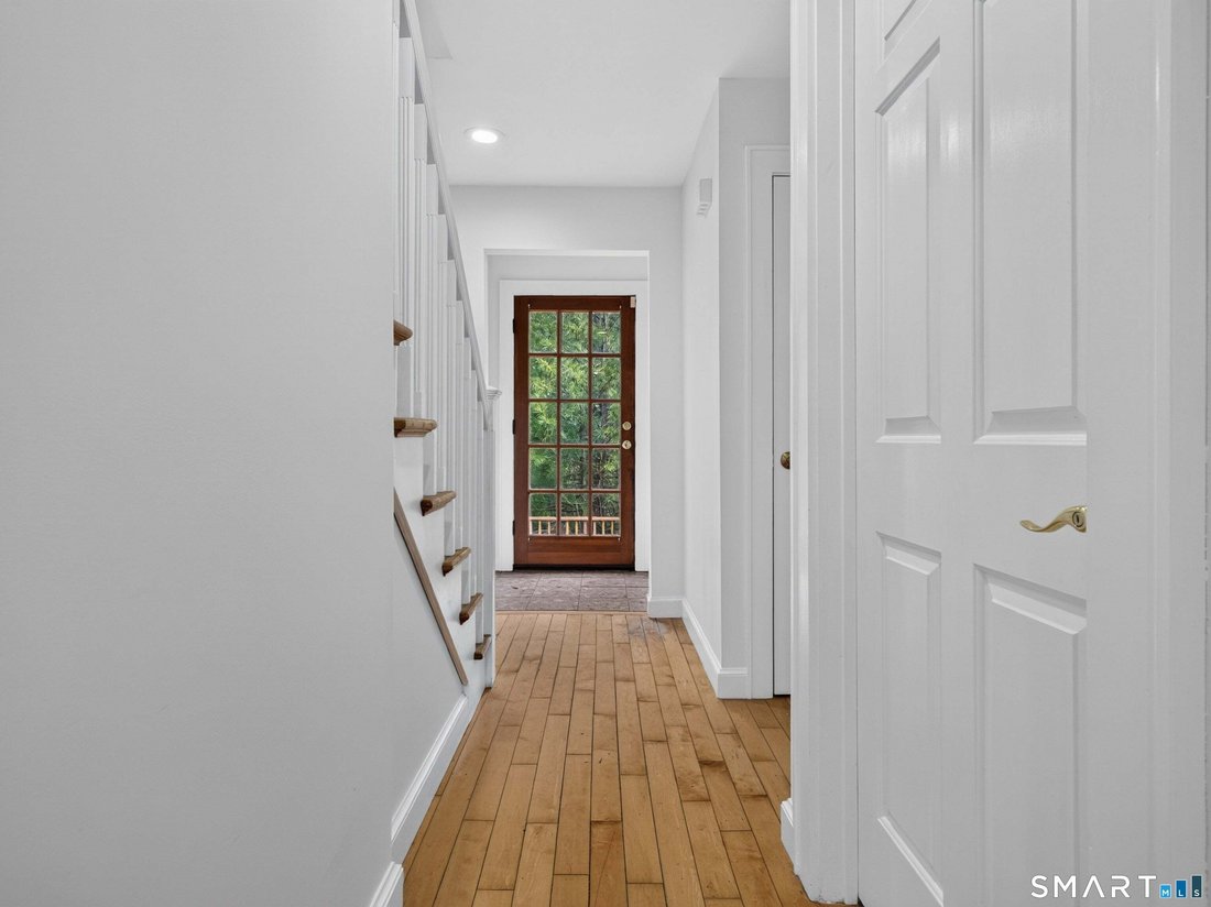 House in Groton, Connecticut, United States 3 - 18903509