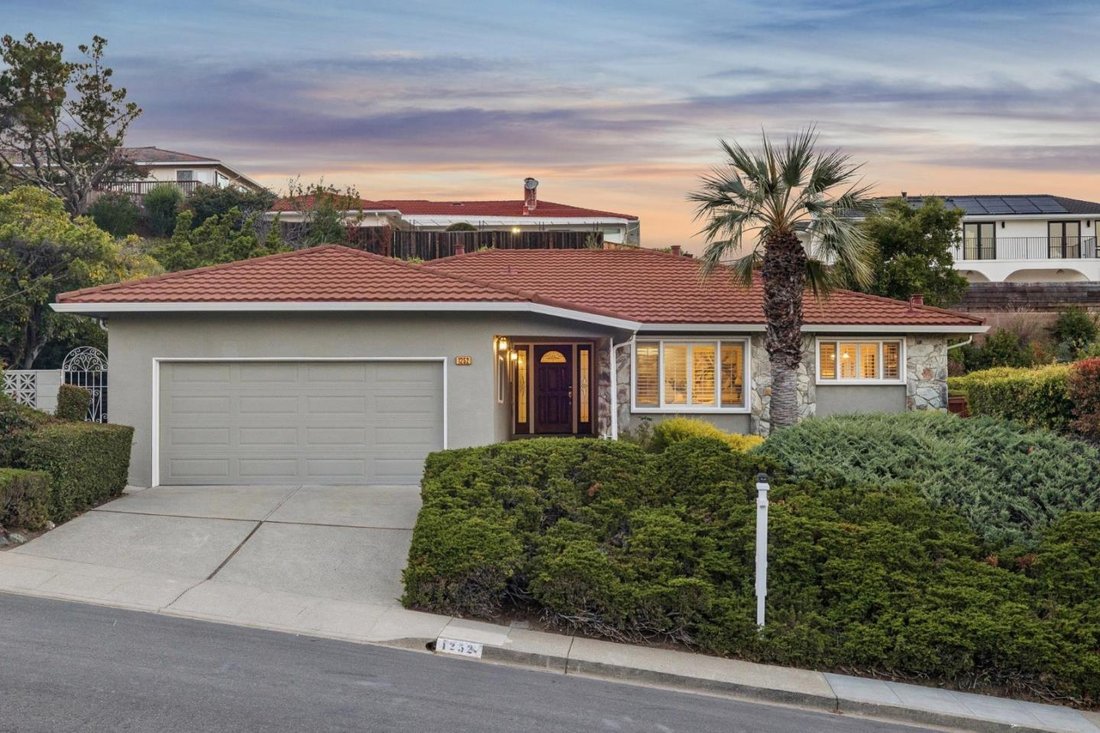 Condo in Millbrae, California, United States 1 - 18903294