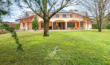Villa in Carimate, Lombardy, Italy 2