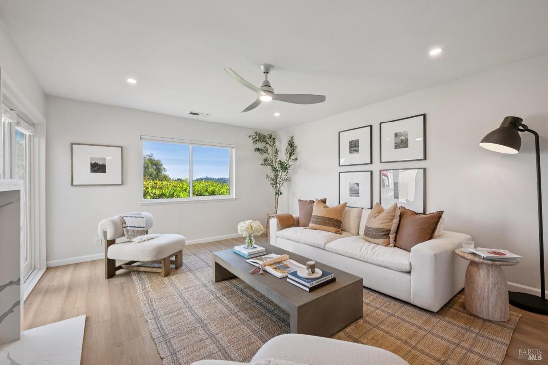 Residenza a Mill Valley, California, Stati Uniti 1 - 18902763