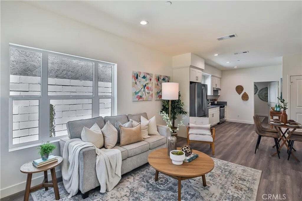 Condo in Los Angeles, California, United States 4 - 18631891