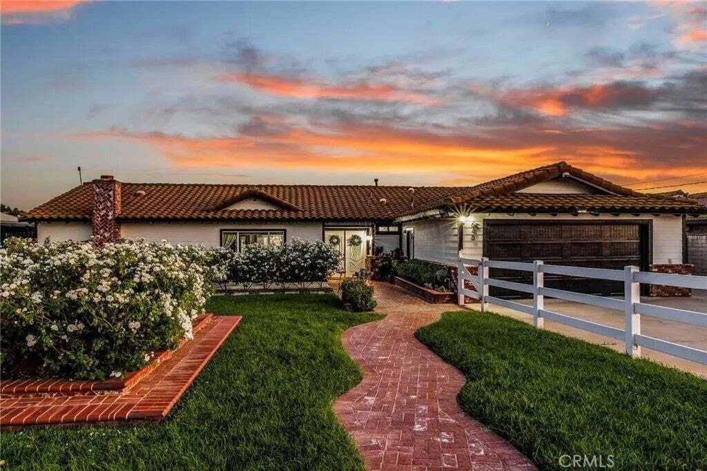 House in Norco, California, United States 1 - 18903063